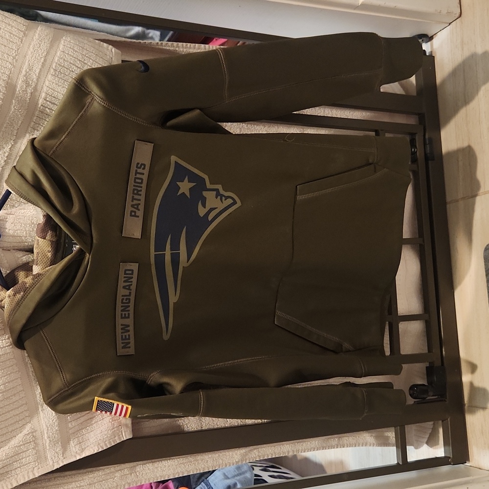 NFL Salute to service sweatshirt